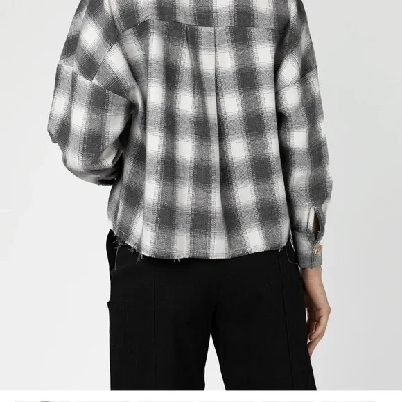 Mod ref - Fallon top - Picture 2 of 4